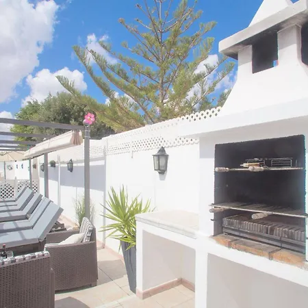 Victoria Just 150 Metres From Playa Bastian * Costa Teguise