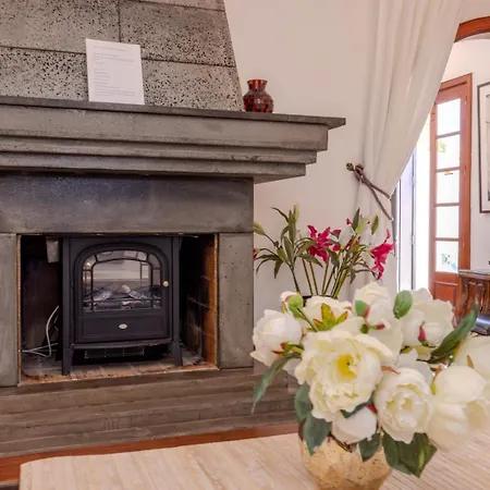 Victoria Just 150 Metres From Playa Bastian * Costa Teguise