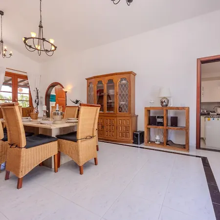 Victoria Prázdninový dům Costa Teguise