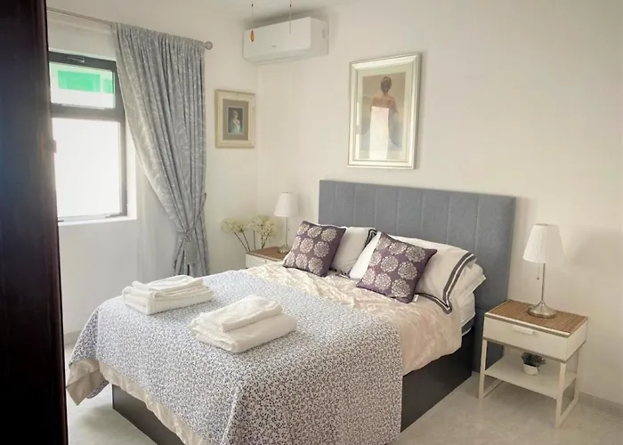 Victoria Just 150 Metres From Playa Bastian * Costa Teguise