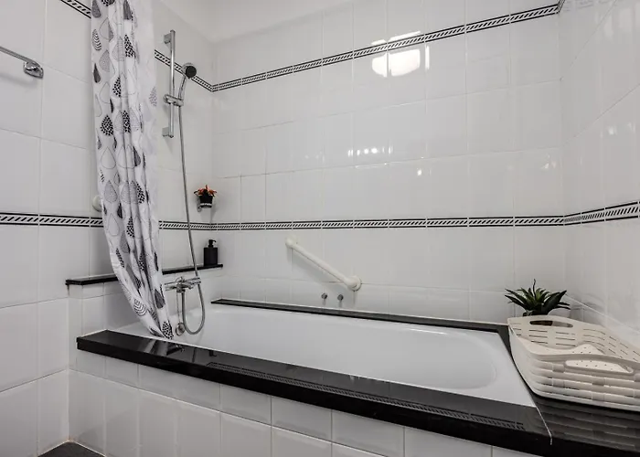 Victoria Just 150 Metres From Playa Bastian * Costa Teguise