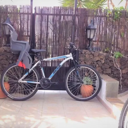 Victoria Just 150 Metres From Playa Bastian Vakantiehuis