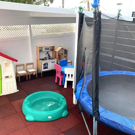 Victoria Just 150 Metres From Playa Bastian Casa vacanze *