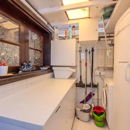 Victoria Just 150 Metres From Playa Bastian Vakantiehuis *