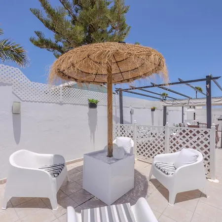 Victoria Just 150 Metres From Playa Bastian Casa vacanze *