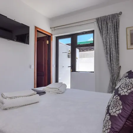 Victoria Just 150 Metres From Playa Bastian Vakantiehuis Costa Teguise