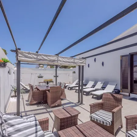 Casa vacanze Victoria Just 150 Metres From Playa Bastian *