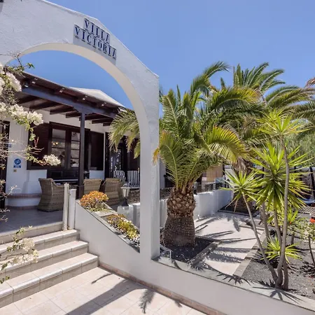 Victoria Just 150 Metres From Playa Bastian Vakantiehuis