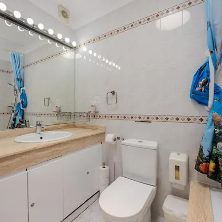 Victoria Just 150 Metres From Playa Bastian Casa vacanze *