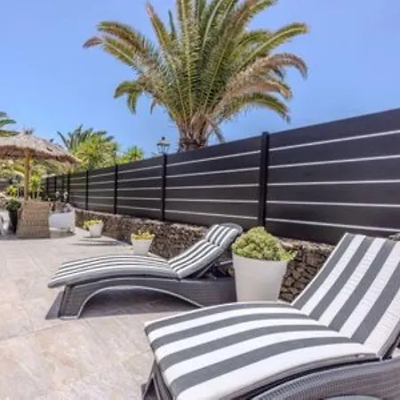Victoria Just 150 Metres From Playa Bastian * Costa Teguise