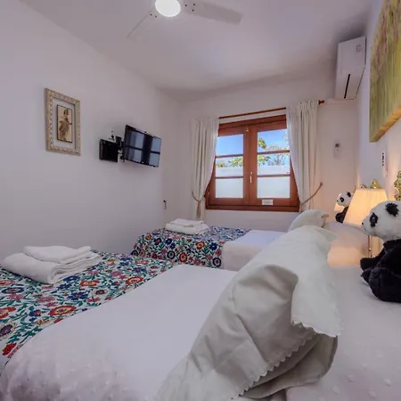 Casa vacanze Victoria Just 150 Metres From Playa Bastian