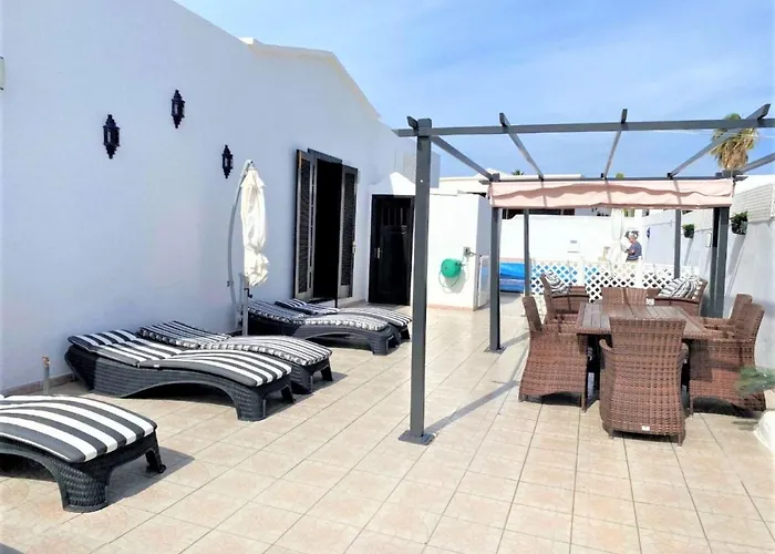 Holiday home Victoria Just 150 Metres From Playa Bastian Costa Teguise