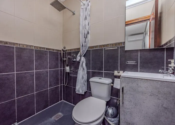 Victoria Just 150 Metres From Playa Bastian Costa Teguise