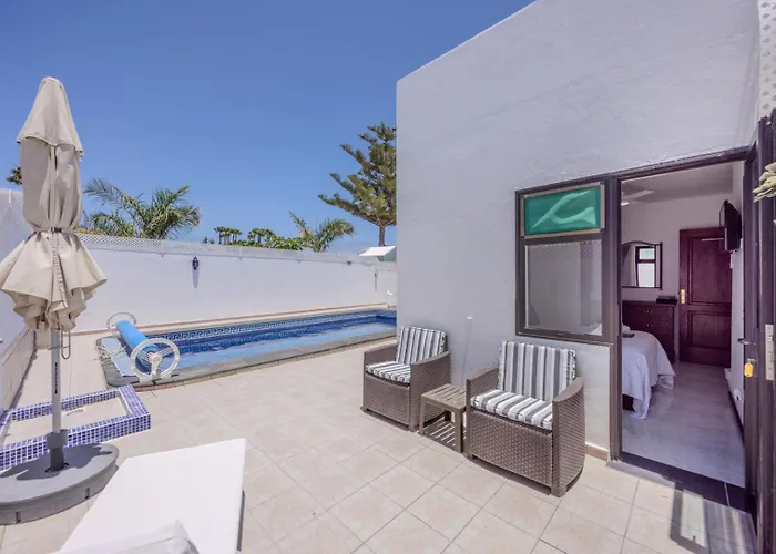 Victoria Just 150 Metres From Playa Bastian Holiday home Costa Teguise