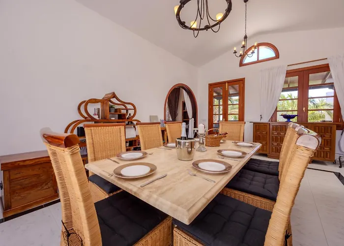 Victoria Just 150 Metres From Playa Bastian Holiday home