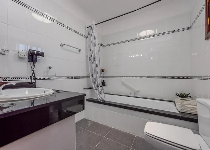 Victoria Just 150 Metres From Playa Bastian Holiday home *