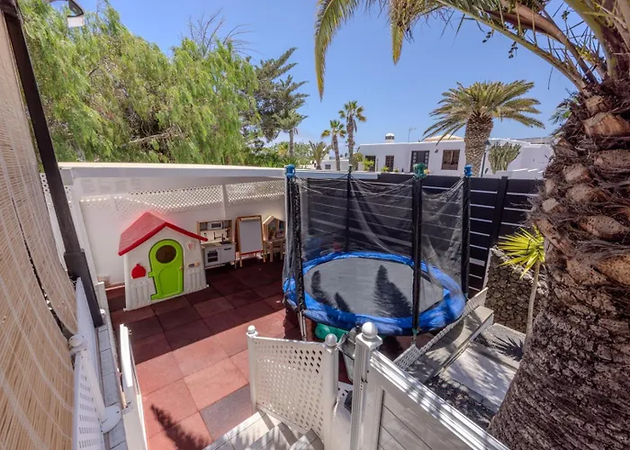 Holiday home Victoria Just 150 Metres From Playa Bastian Costa Teguise