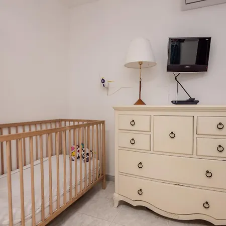 Victoria Just 150 Metres From Playa Bastian